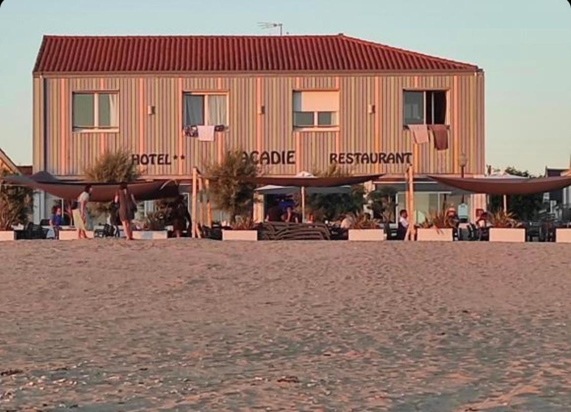 Acadie Saint Victor - Hotel Restaurant - Face Mer - Chatelaillon Plage Ngoại thất bức ảnh