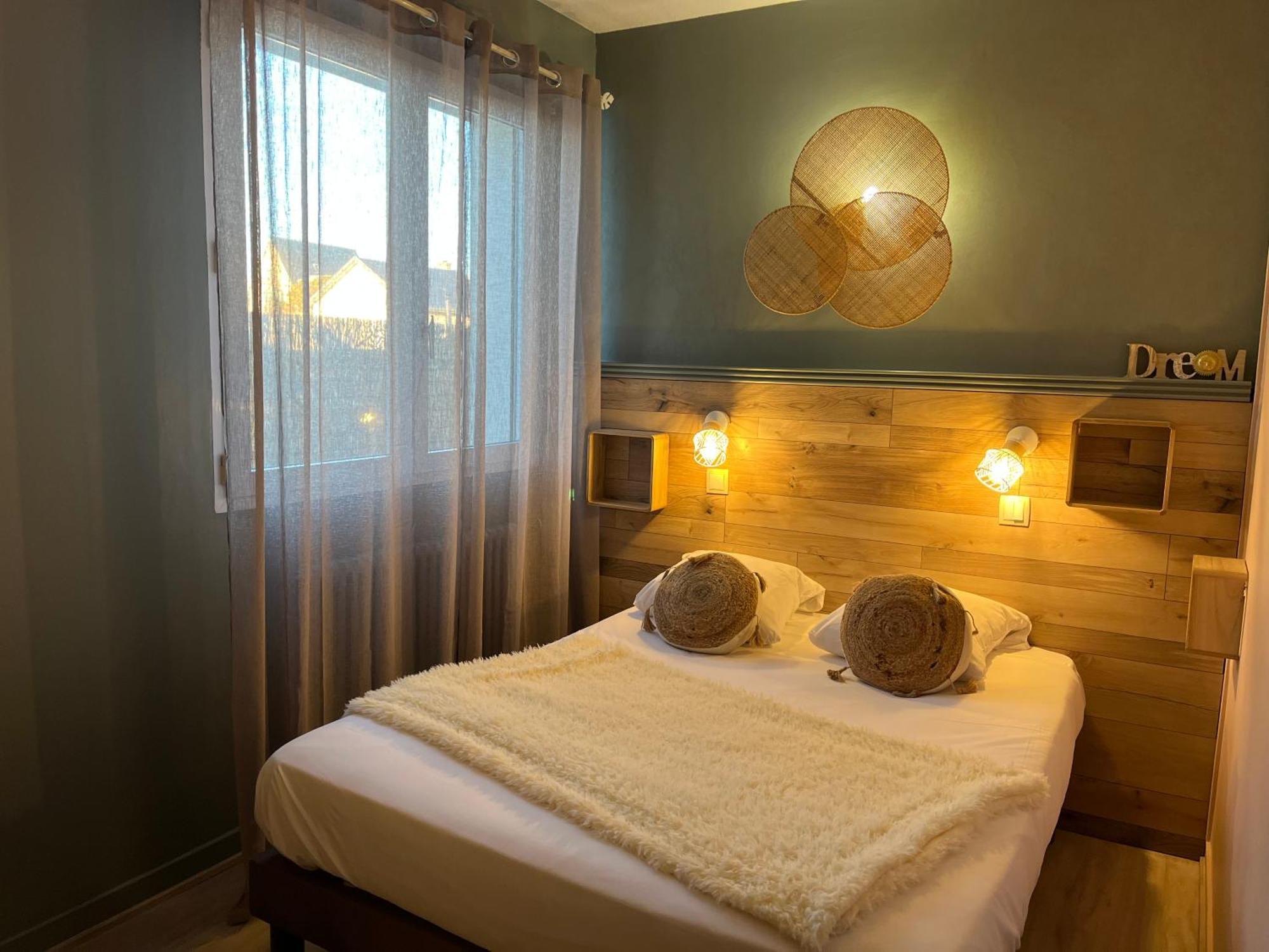 Acadie Saint Victor - Hotel Restaurant - Face Mer - Chatelaillon Plage Ngoại thất bức ảnh
