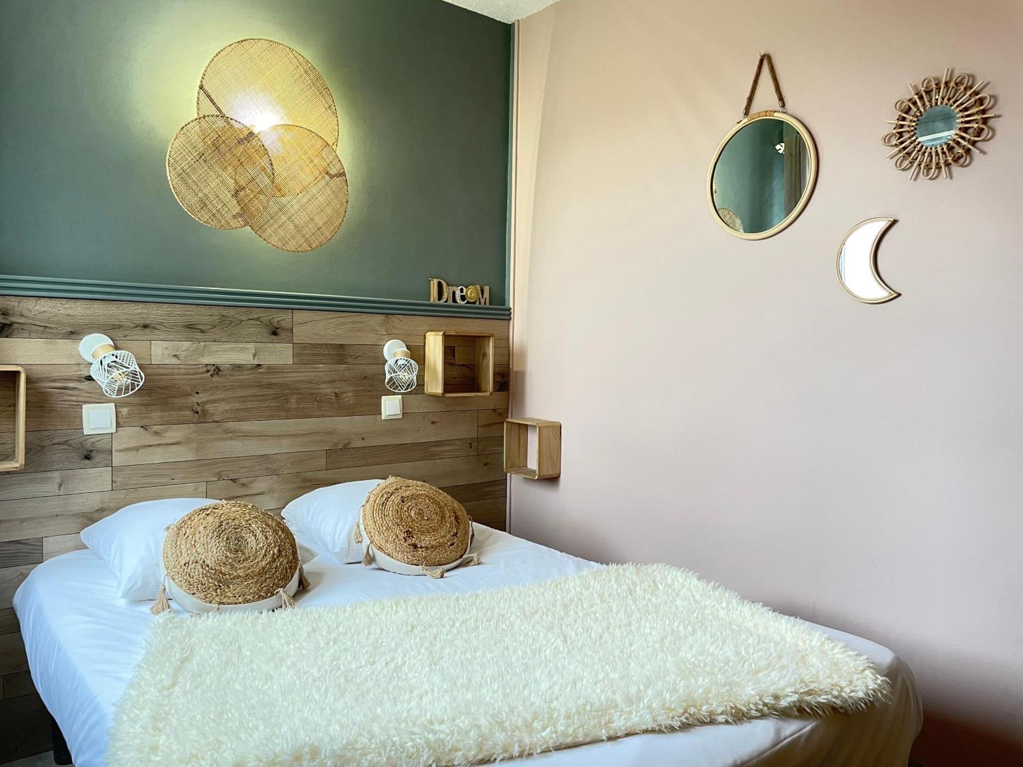Acadie Saint Victor - Hotel Restaurant - Face Mer - Chatelaillon Plage Ngoại thất bức ảnh